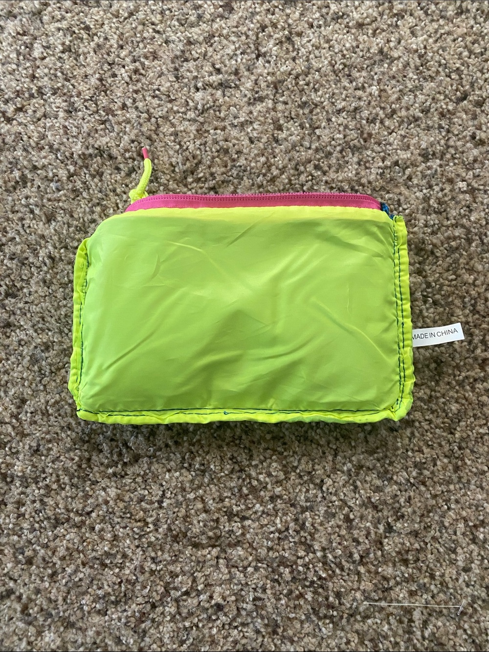 Small Makeup Pouch - Picture 3 of 4